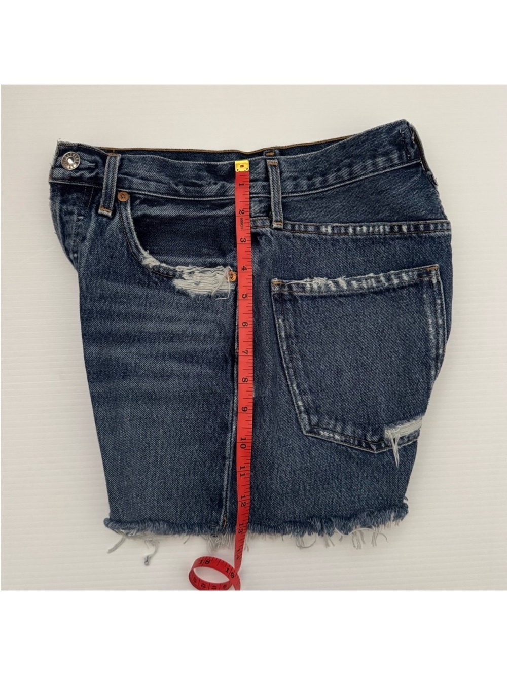 AGOLDE High Rise Distressed Cutoff Denim Shorts Button Fly Size 24 - Picture 9 of 9